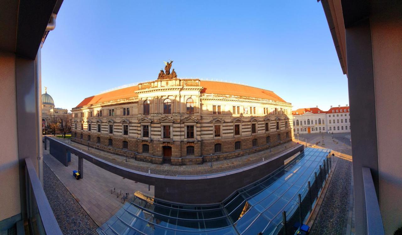 Pineapple Apartments Luxus Apartment Im Palais Am Neumarkt Dresden Exterior foto